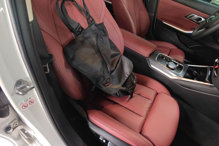 宝马i3 2023款 eDrive 40 L 曜夜套装局部细节41