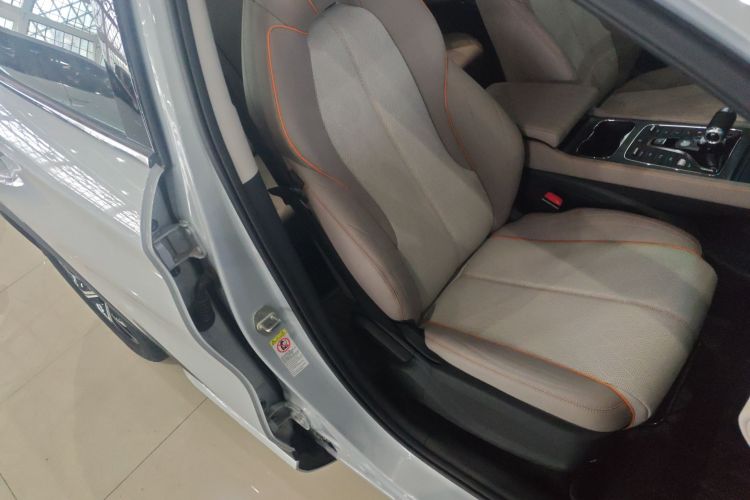 比亚迪 元PLUS 2024款 荣耀版 430KM 领先型局部细节41
