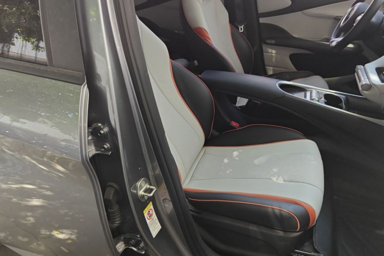 比亚迪 海豚 2021款 405km 时尚版局部细节41