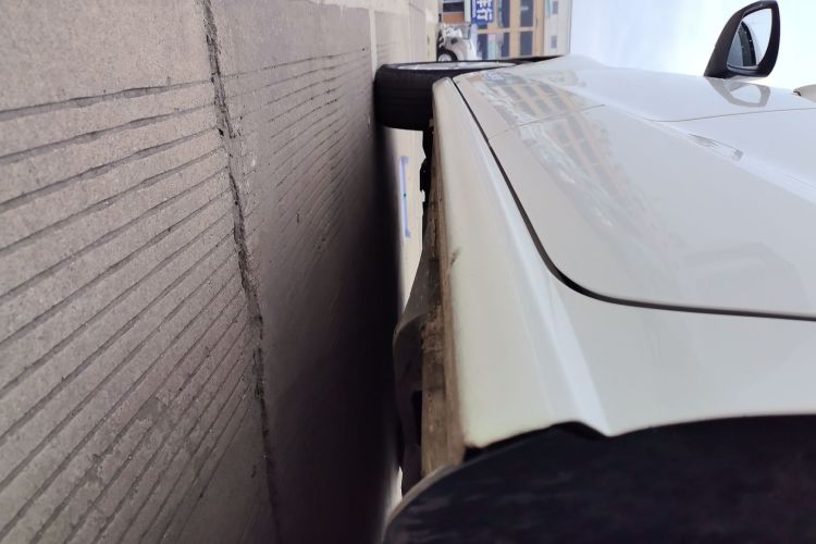 大众 Polo 2016款 1.6L 自动豪华型局部细节9002