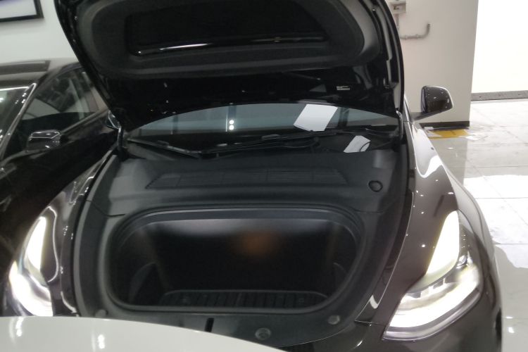 特斯拉 Model Y 2022款 Performance高性能全轮驱动版局部细节24