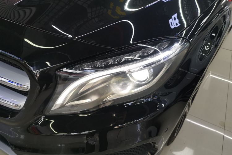 奔驰GLA 2016款 GLA 200 时尚型局部细节36