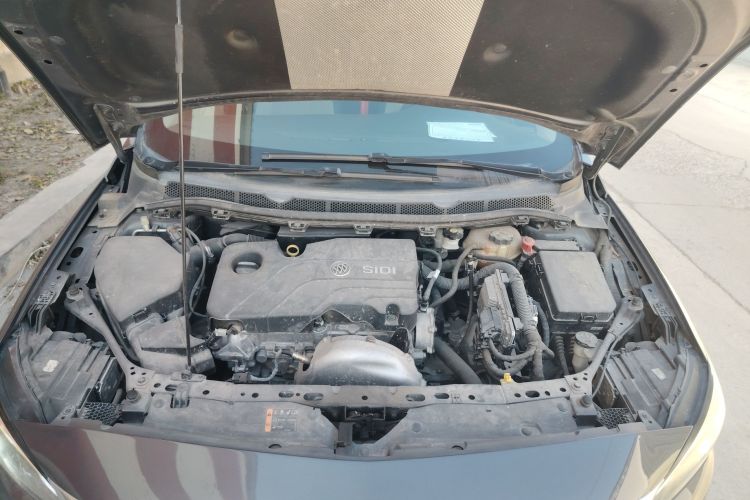 别克 威朗 2017款 三厢 15S 自动领先型机舱底盘24