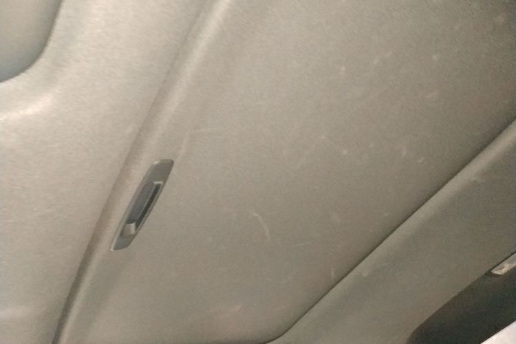 丰田 雷凌 2021款 双擎 1.8H E-CVT豪华版局部细节22