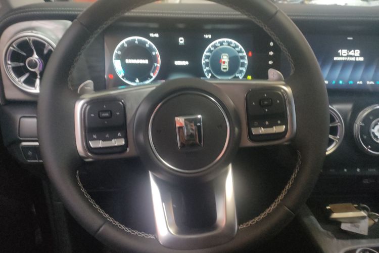 坦克300 2024款 2.0T 挑战者中控内饰13