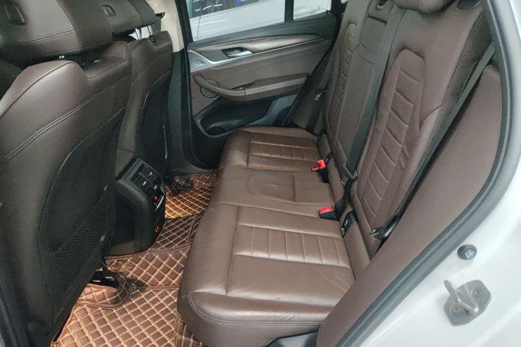 宝马X3 2021款 xDrive28i 豪华套装中控内饰21