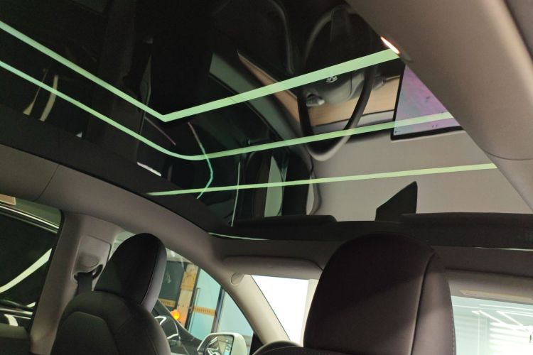 特斯拉 Model Y 2022款 Performance高性能全轮驱动版局部细节22