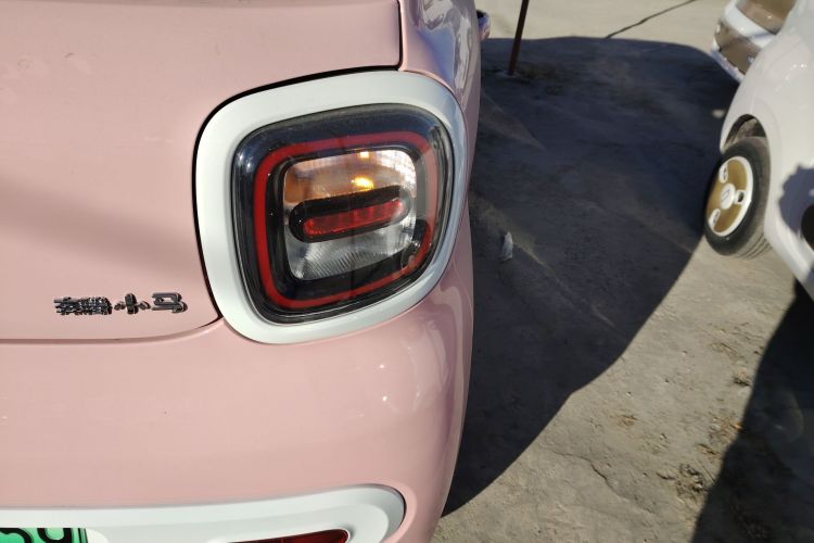 奔腾小马 2026款 222km 萌趣马 Plus车身外观9