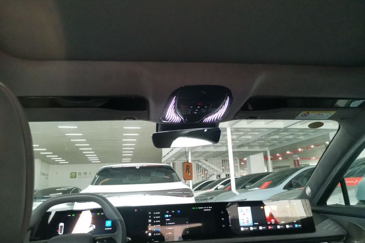 岚图汽车 岚图追光 2023款 四驱长续航版中控内饰22