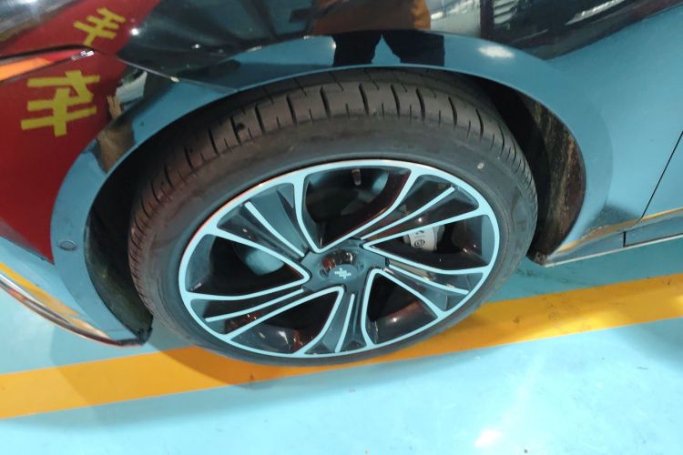 智己汽车 智己L7 2023款 Snake Performance Lite车身外观6007