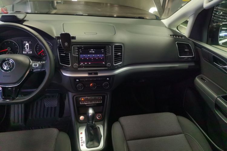 大众 夏朗 2018款 改款 380TSI 舒享型 7座中控内饰16