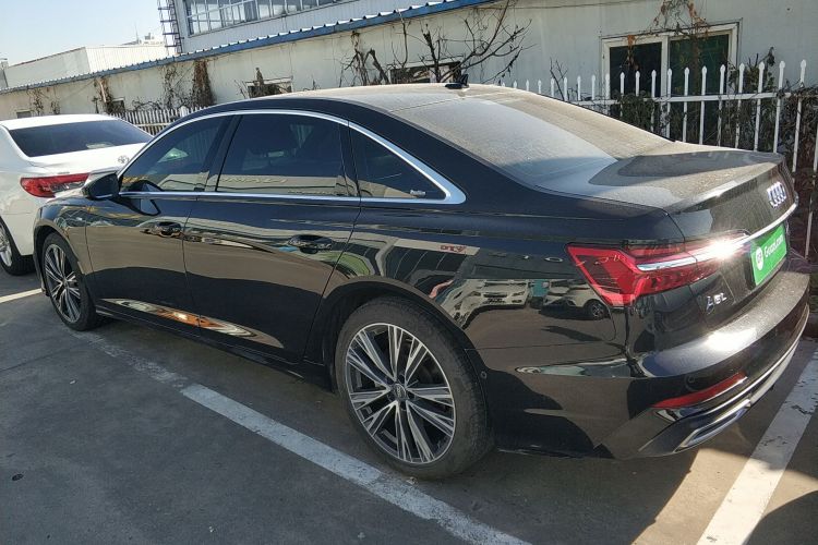 奥迪A6L 2021款 45 TFSI quattro 臻选动感型车身外观4