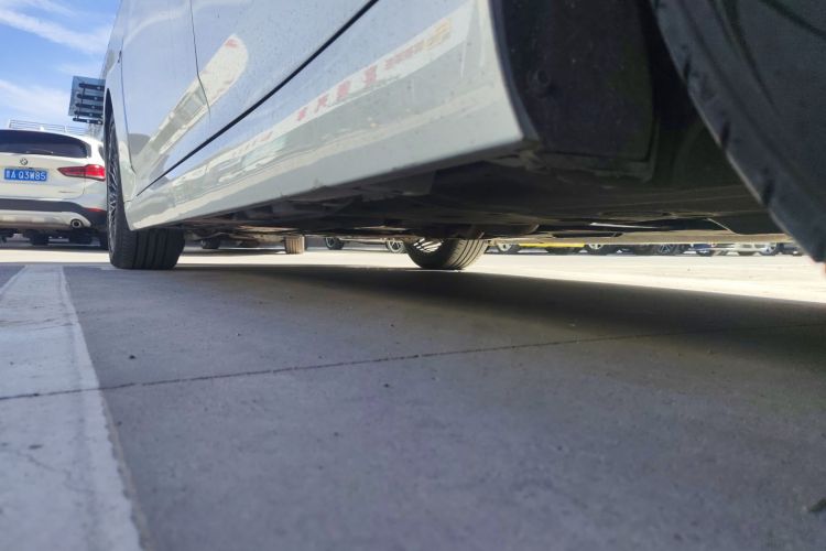 丰田 皇冠(进口) 2024款 2.5L 至尊版局部细节9002