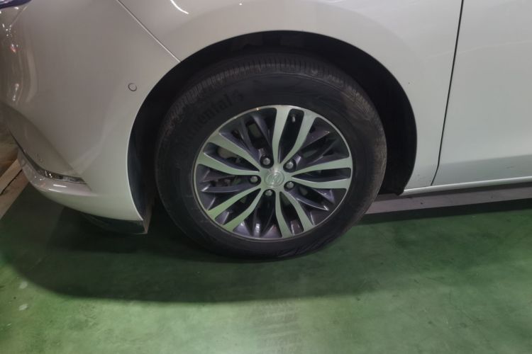 别克GL8 2022款 ES陆尊 653T 尊享型车身外观6007