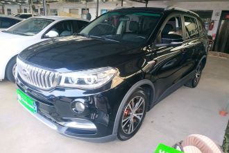 SWM斯威汽车 SWM斯威X7 2020款 2.0L 手动舒适版 7座