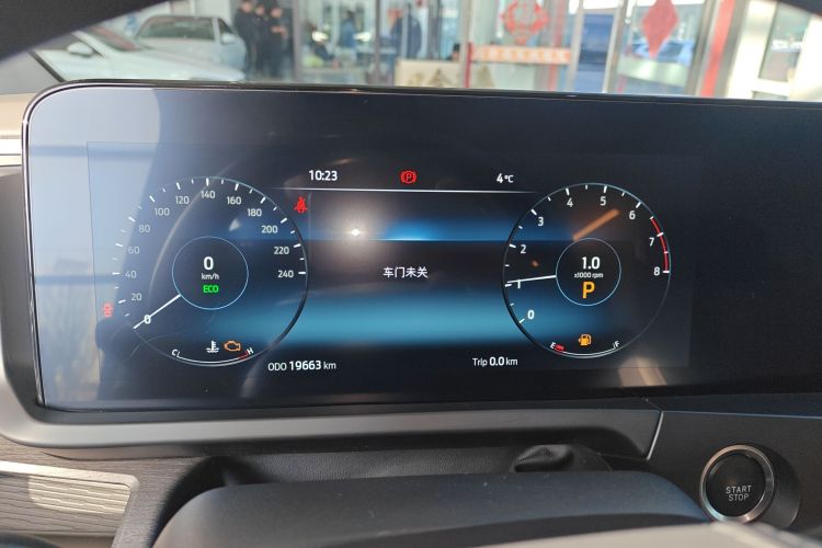 钧天 沃森威尔福特黑武士 2025款 2.0T 汽油巅峰版局部细节14