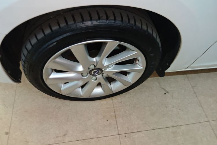 沃尔沃S60 2015款 S60L 2.0T 智远版车身外观6007