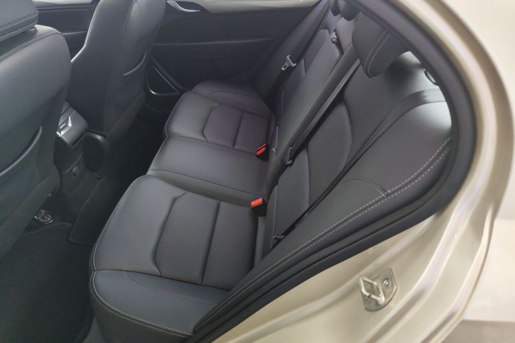 吉利汽车 帝豪 2020款 1.5L CVT豪华型中控内饰7003