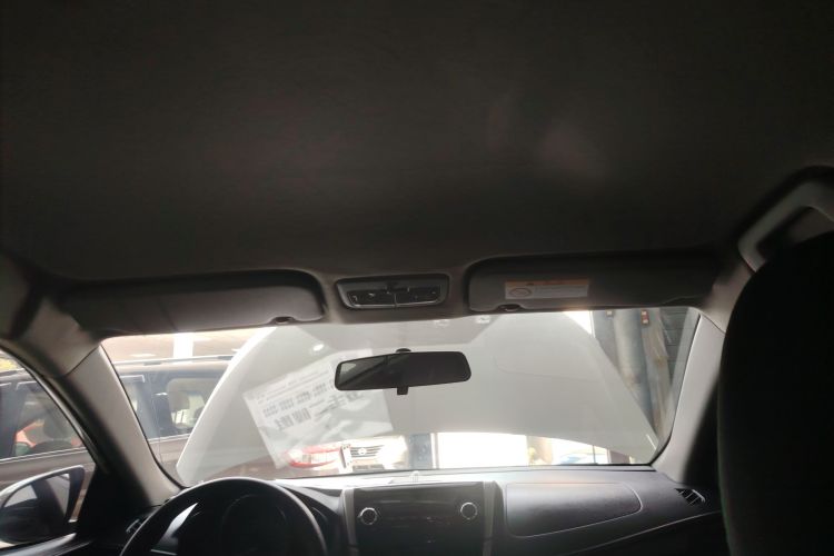 丰田 威驰FS 2017款 1.5L CVT锋驰版中控内饰22