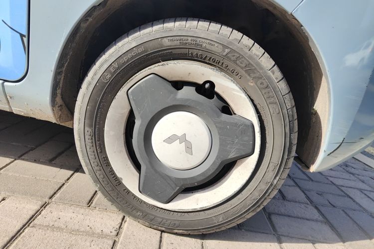 五菱汽车 宏光MINIEV 2022款 轻松款 三元锂车身外观10