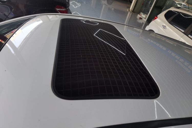 长安 逸动 2016款 XT 1.6L 自动俊酷型局部细节57