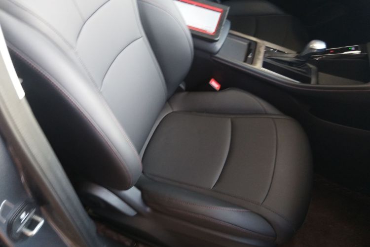 荣威i5 2024款 1.5L CVT尊荣版局部细节41