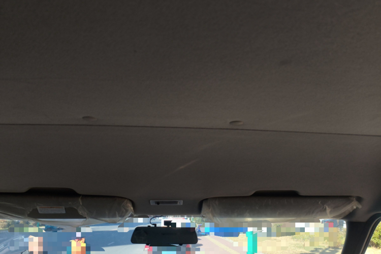 江铃福顺 2023款 2.0T 手动短轴低顶商运型多功能乘用车6座 双开尾门局部细节22