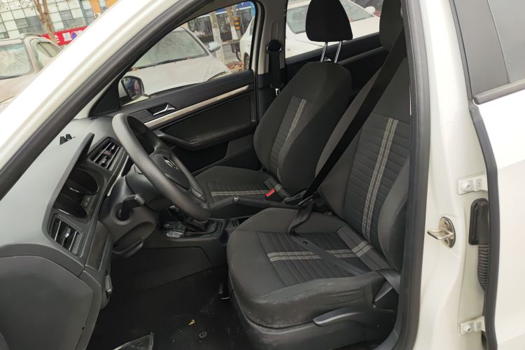 大众 2019款 朗逸启航 1.5L 自动风尚版 国VI中控内饰19