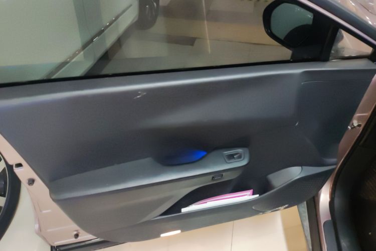 丰田bZ3 2023款 616km 长续航Premium中控内饰47