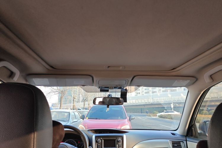 斯巴鲁 森林人 2011款 2.5XS 自动豪华版中控内饰22