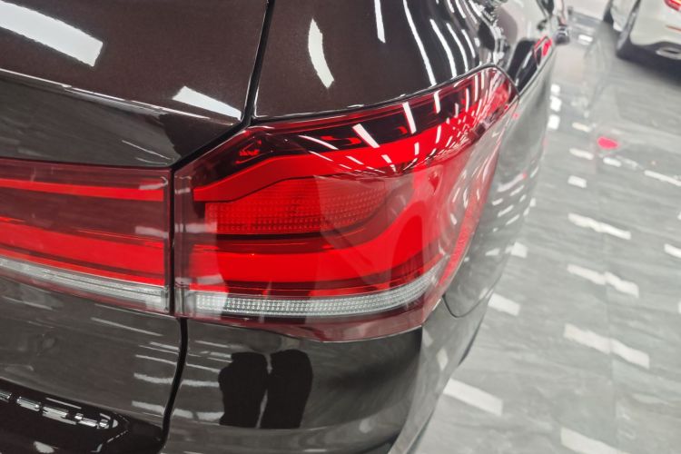 宝马X1 2021款 sDrive25Li 领先型车身外观9