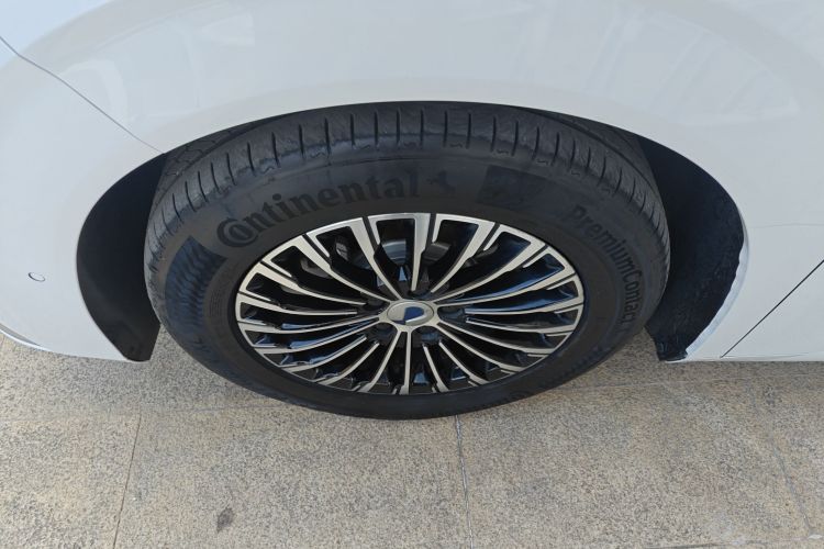 腾势D9 2022款 DM-i 970 四驱旗舰型车身外观6007