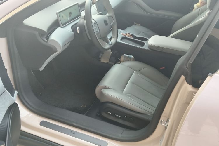 蔚来ET5 2024款 75kWh中控内饰19