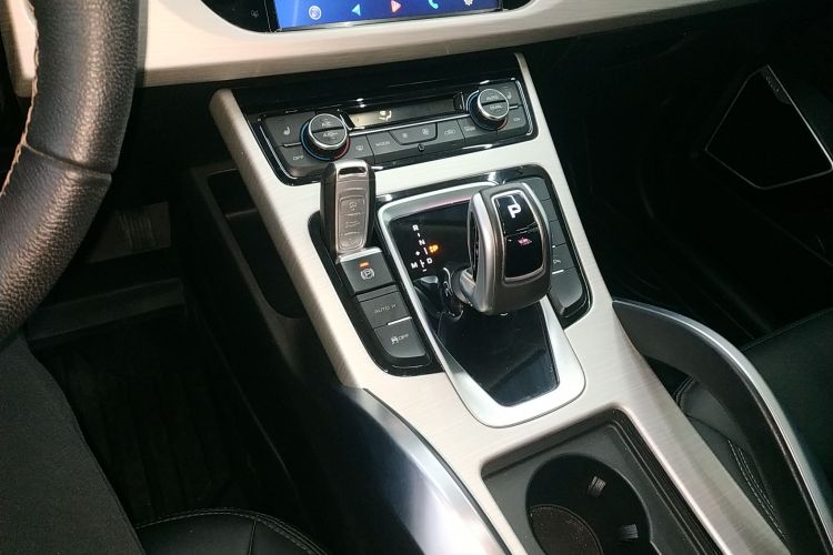 吉利汽车 博越 2020款 1.8TD DCT两驱智联型4G互联版中控内饰18