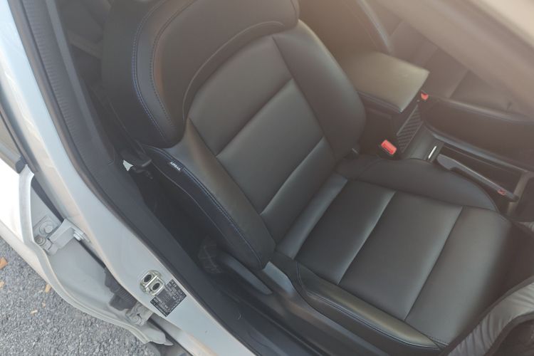 名爵 MG4 EV 2022款 425km 豪华版局部细节41