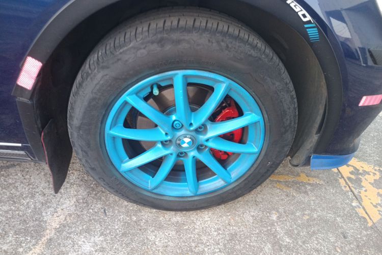 宝马2系旅行车 2016款 218i 时尚型车身外观10