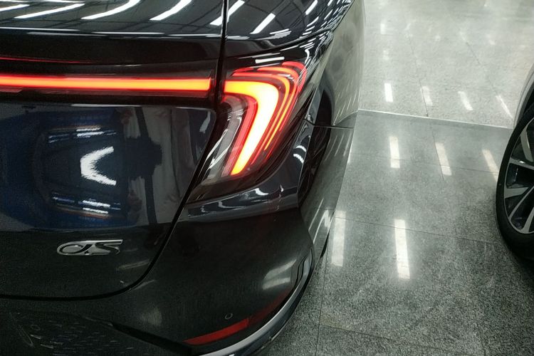 ARCFOX极狐 极狐 阿尔法S(ARCFOX αS) 2022款 708S 160kW车身外观9