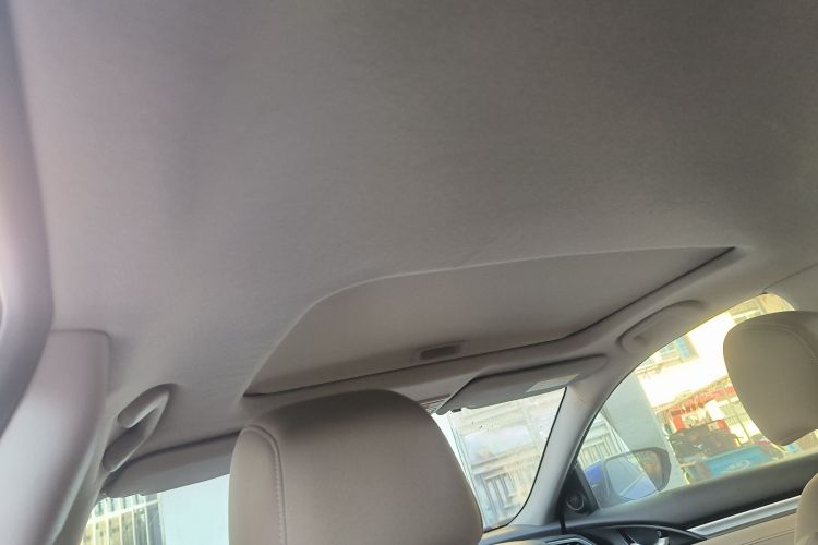 本田 思域 2016款 220TURBO CVT豪华版中控内饰22