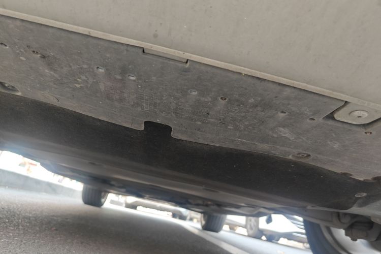 奥迪Q5L 2022款 改款 45T 豪华动感型局部细节9008