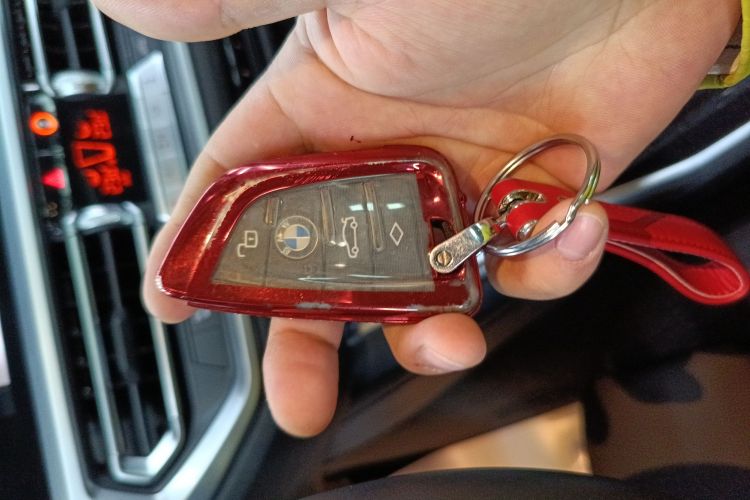 宝马3系 2021款 325Li M运动套装中控内饰11