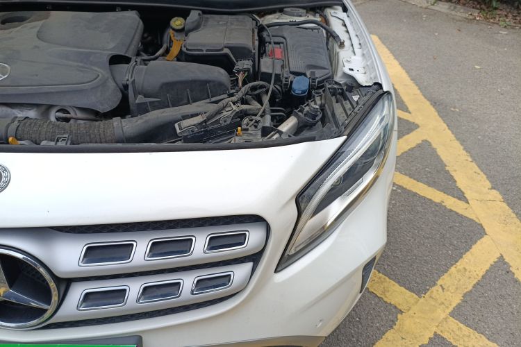 奔驰GLA 2018款 GLA 200 时尚型局部细节9007