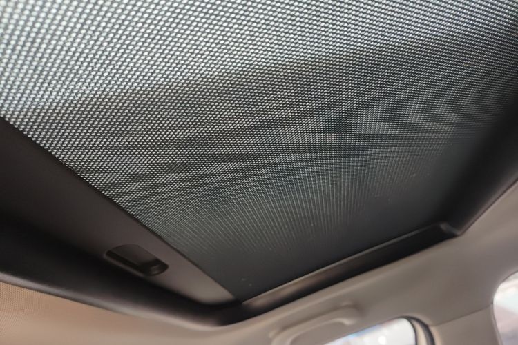 MINI Clubman 2018款 1.5T COOPER 艺术家中控内饰22