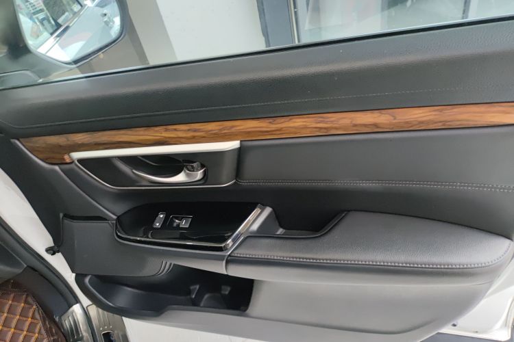 本田CR-V 2019款 240TURBO CVT两驱风尚版 国V中控内饰42