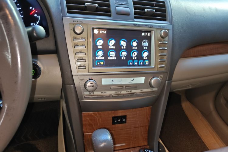 丰田 凯美瑞 2010款 200G NAVI豪华导航版中控内饰16
