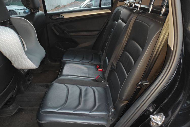 大众 途观L 2018款 330TSI 自动两驱豪华版中控内饰21