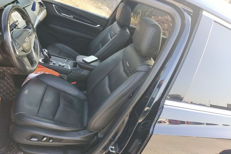 凯迪拉克XT5 2020款 28T 豪华型中控内饰19