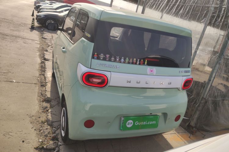 五菱汽车 宏光MINIEV 2024款 第三代 215km 青春版车身外观6