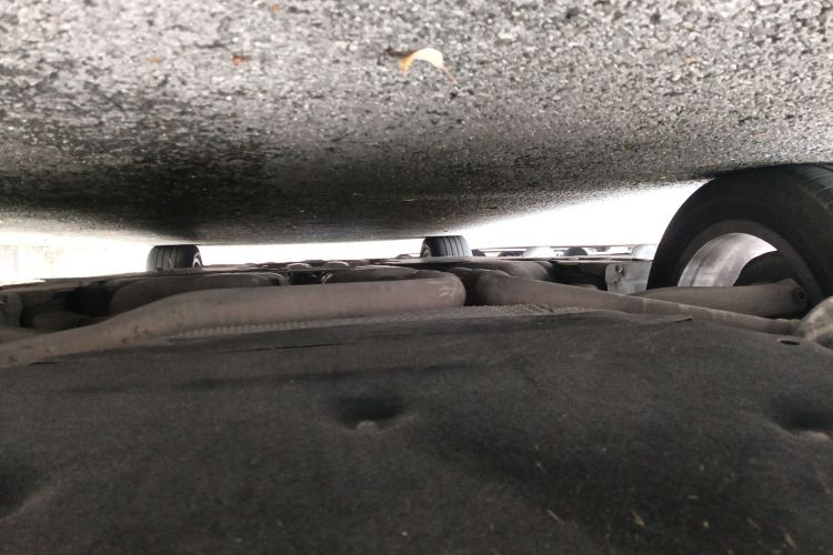 奥迪A8 2013款 A8L 45 TFSI quattro豪华型局部细节9009