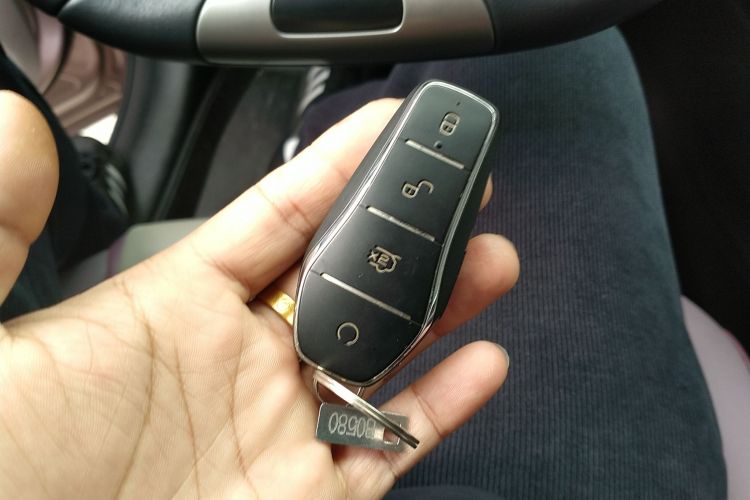 比亚迪 海豚 2021款 405km 时尚版中控内饰11