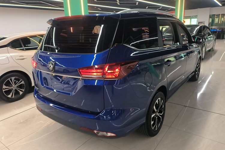 宝骏360 2019款 1.5L CVT精英型 国VI车身外观7